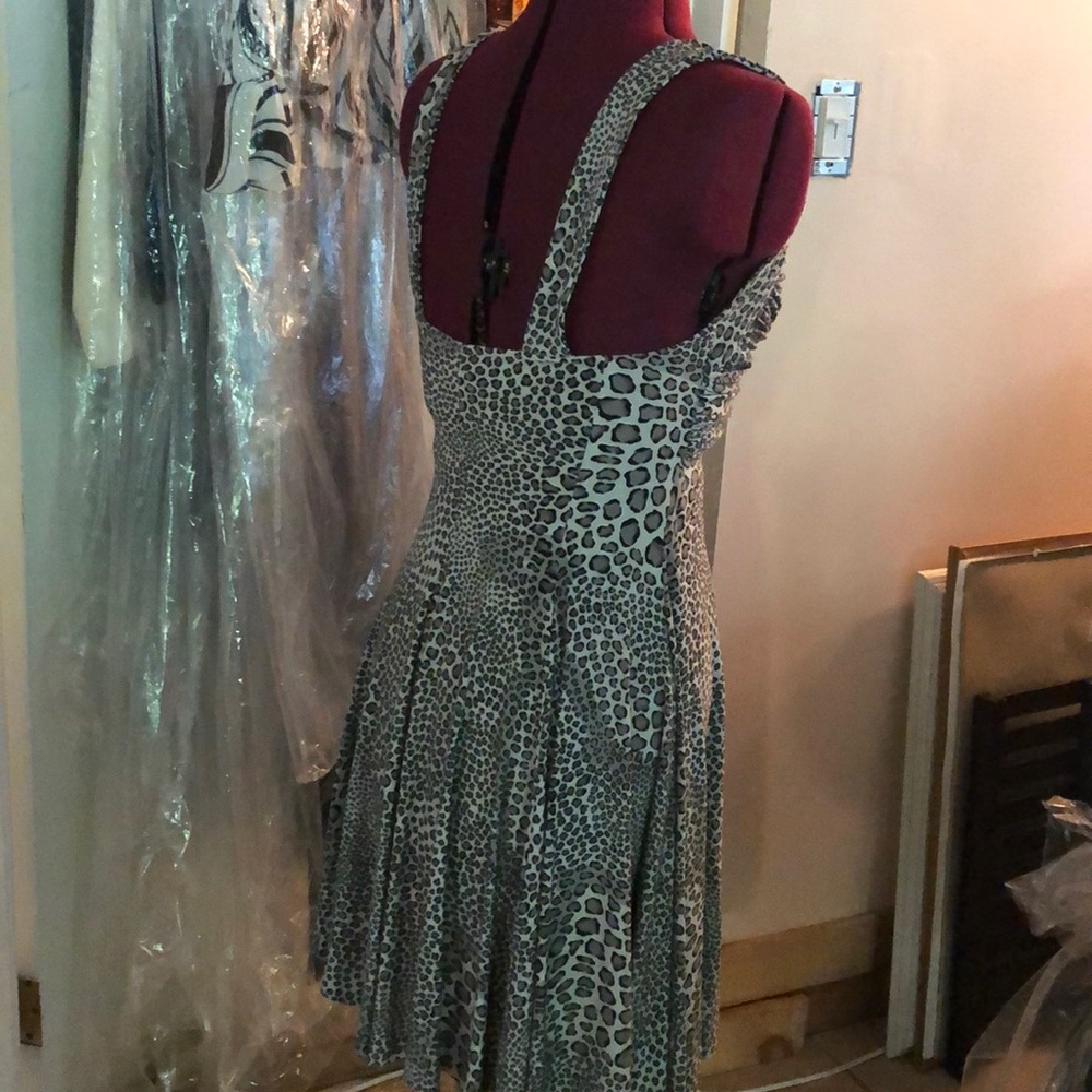 Dress - Picture 2 of 2